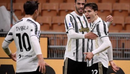  AC米兰德比战平延续同城不败金身  